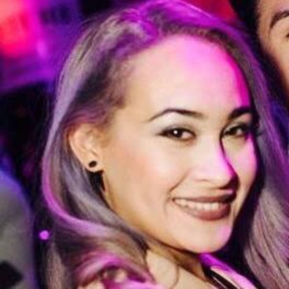 Meet your Posher, Laila